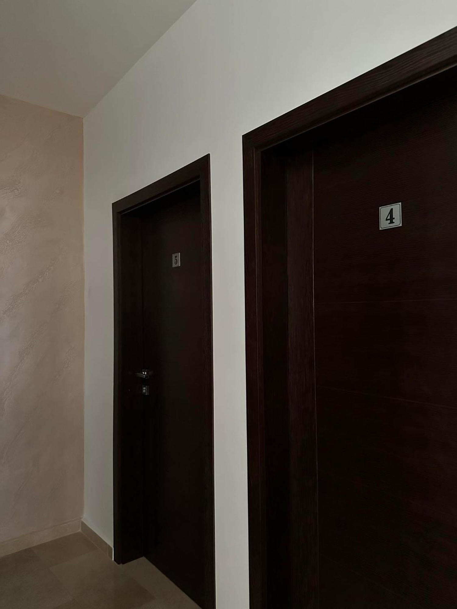 Hotel Бялата Къща Chakalarovo Zewnętrze zdjęcie