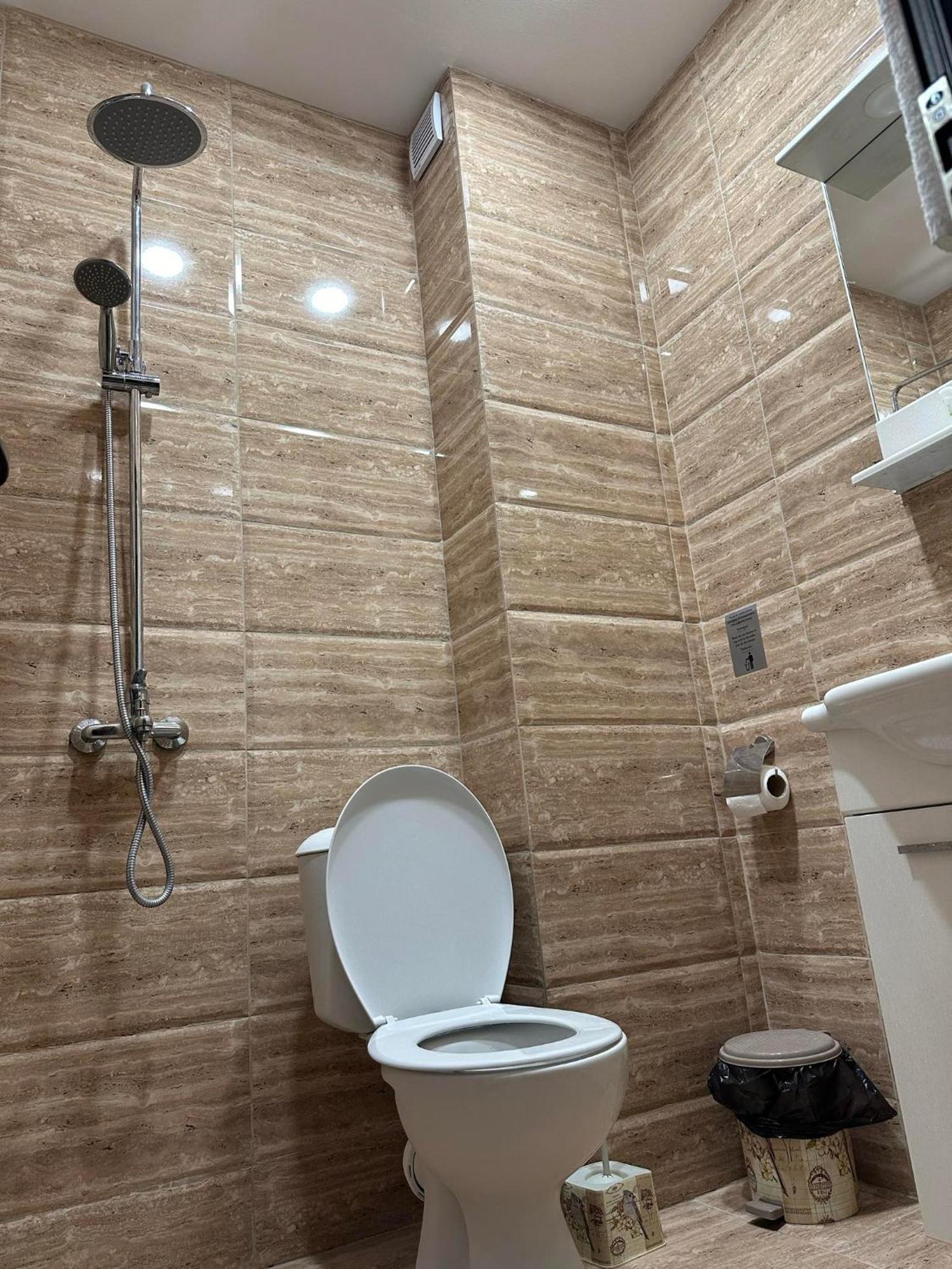 Hotel Бялата Къща Chakalarovo Zewnętrze zdjęcie
